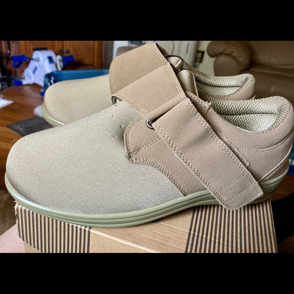 Ladies Orthopedic Shoes, brand new